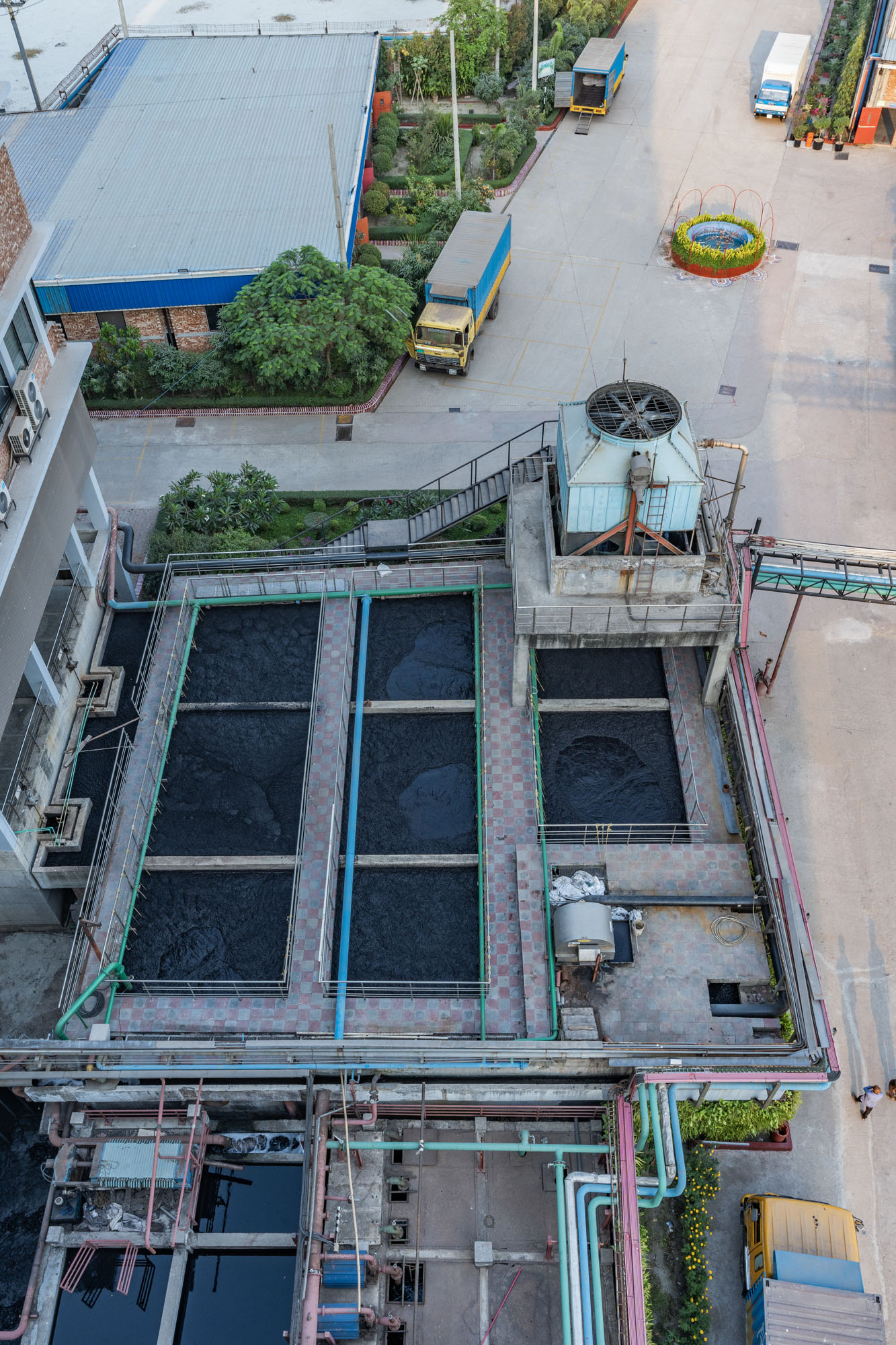 Industrial spinning mill building